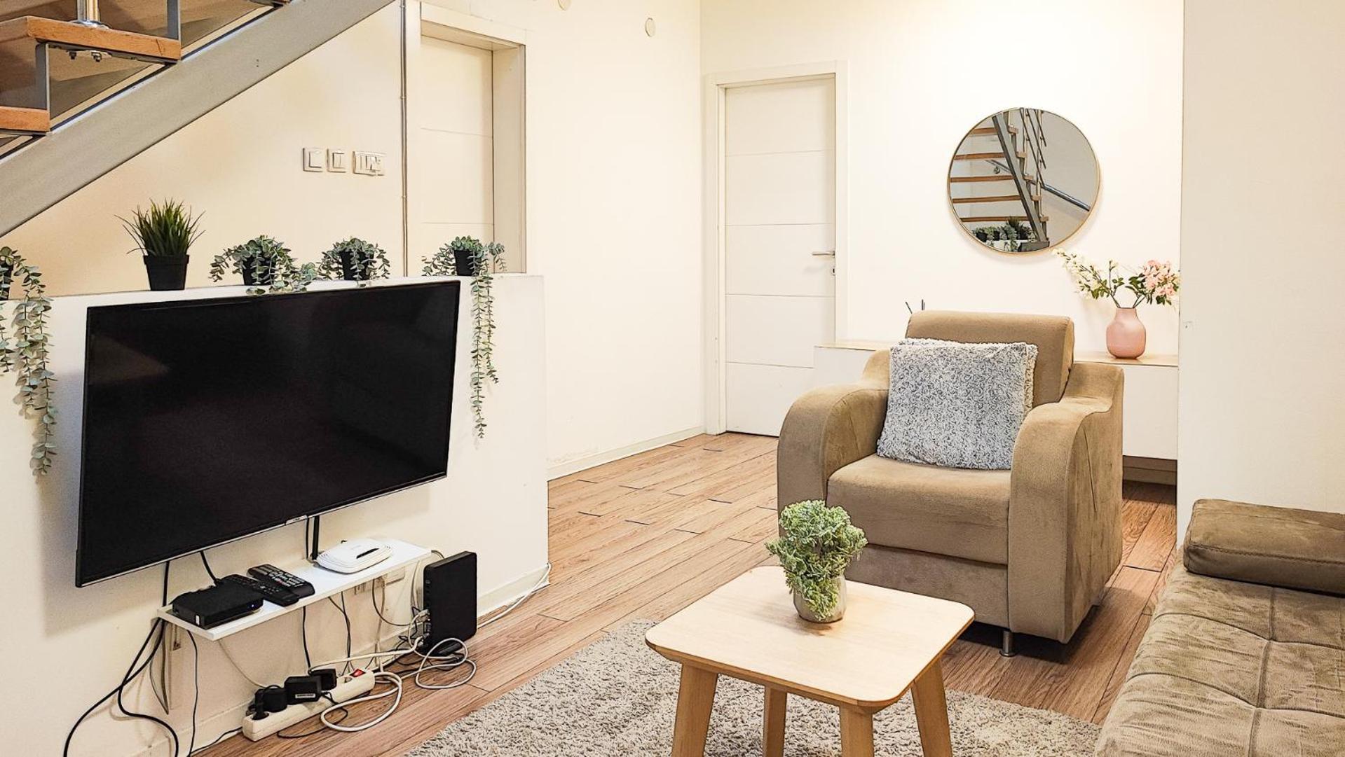 Filinhome Papa Suite 2 Novi Sad Luaran gambar